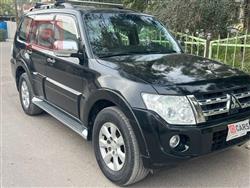 ميتسوبيشي باجيرو